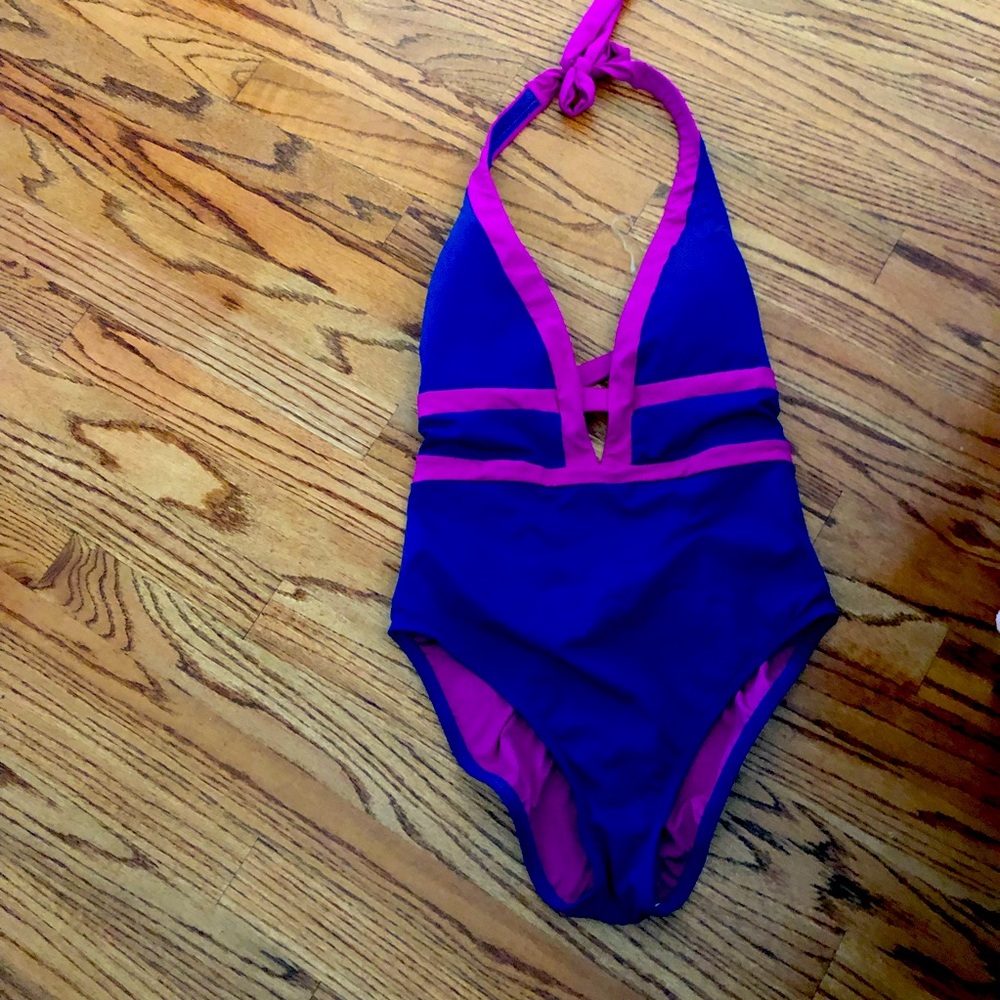 NWOT Beautiful La Blanca blue swimsuit size 6